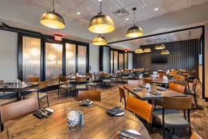 Cooper's Hawk Winery & Restaurant