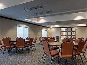 Holiday Inn Express & Suites Middleboro Raytham, Middleboro