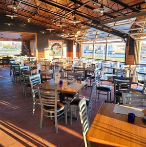 Ernie's, Clinton Township