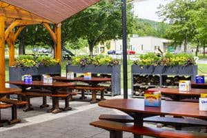 Harpoon Brewery Taproom & Beer Garden, Windsor