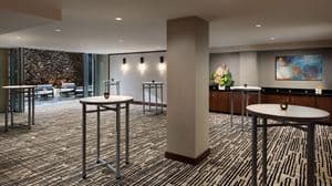 AC Hotel Honolulu, Honolulu