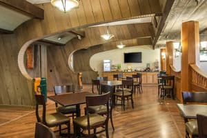 Quality Inn & Suites Coos Bay, North Bend