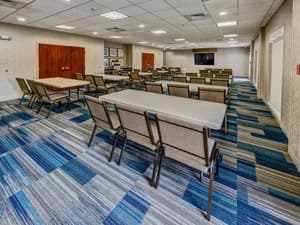 Holiday Inn Express & Suites Cookeville, Cookeville