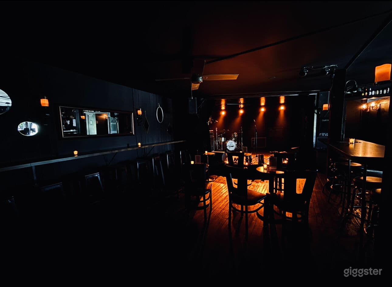 Visually Stunning Venue with Bar & Stage, Nashville