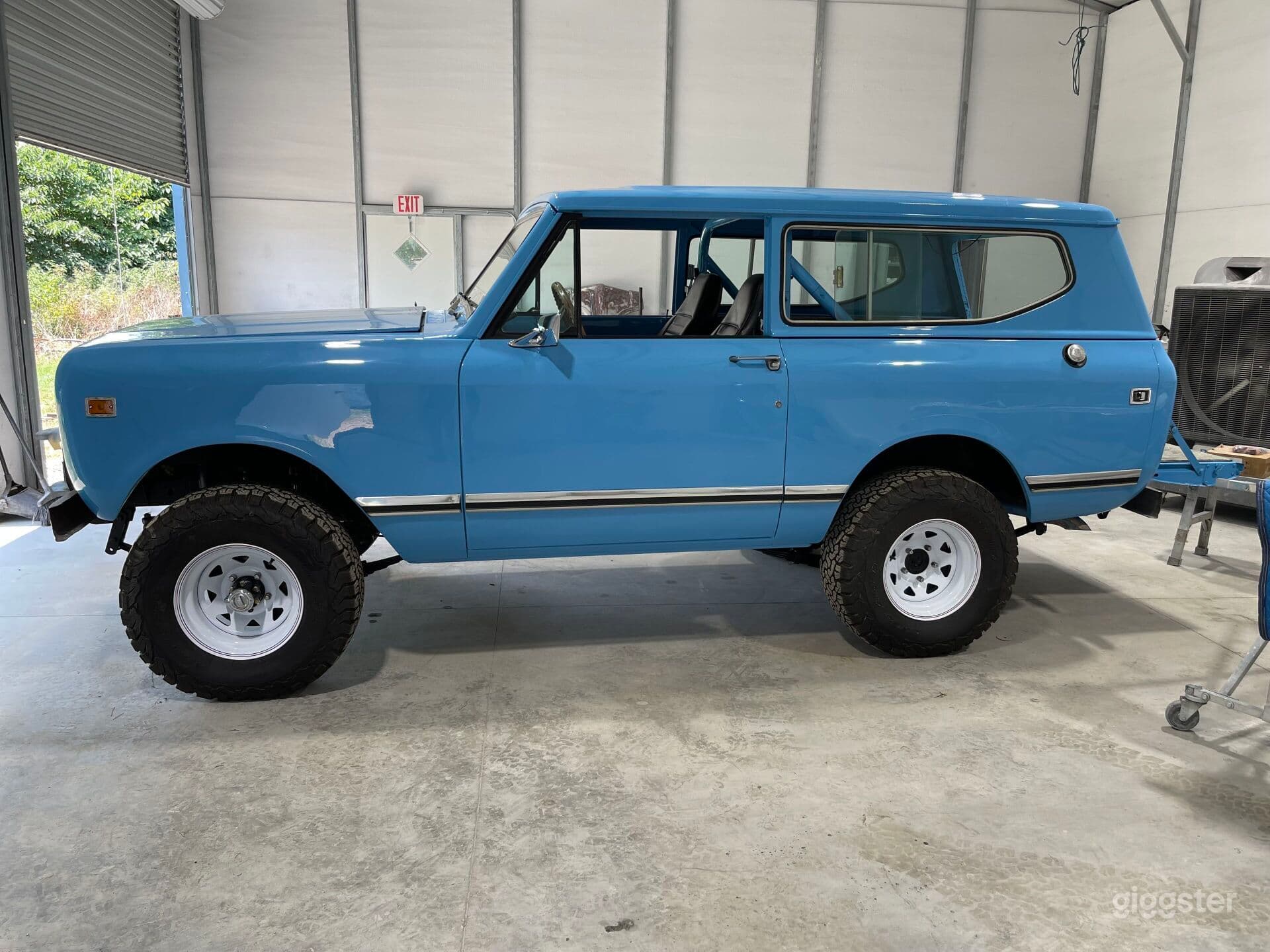 1979 Vintage 4x4 International Scout II — Restored Sky-Blue, Atlanta