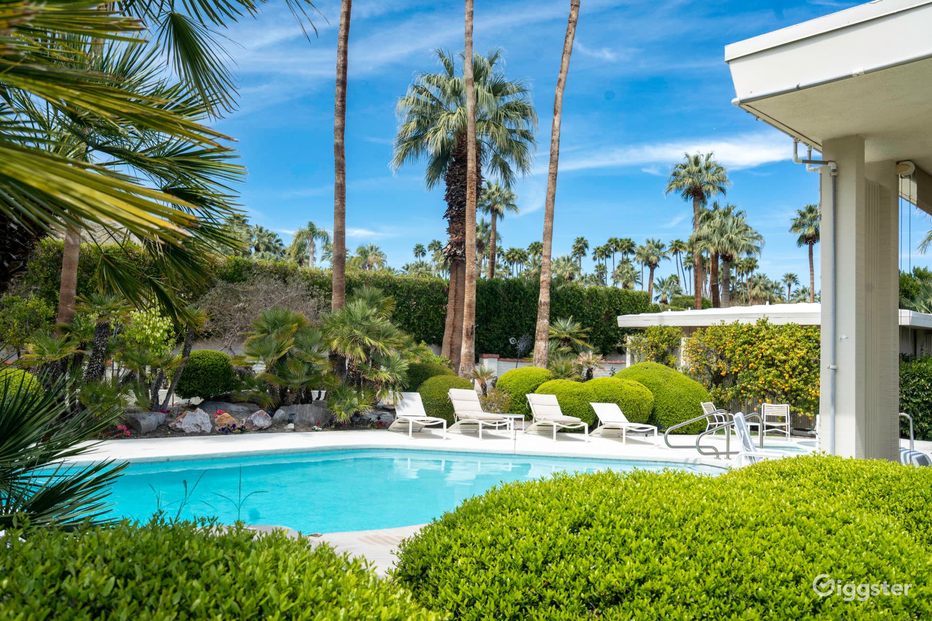 Mid Century Modern Luxury Palm Springs Home