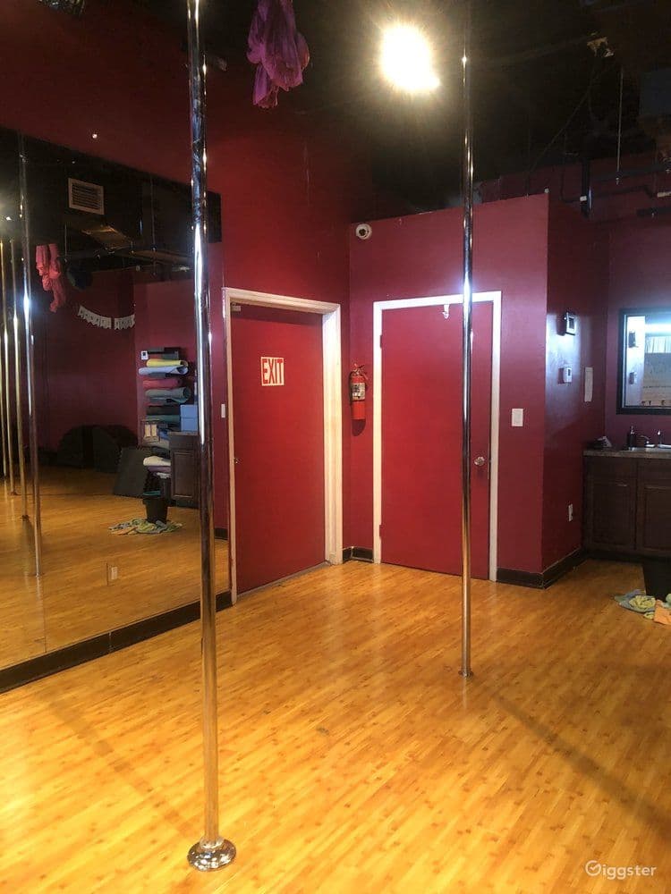 Sensual Dance Studio Space in Hollywood