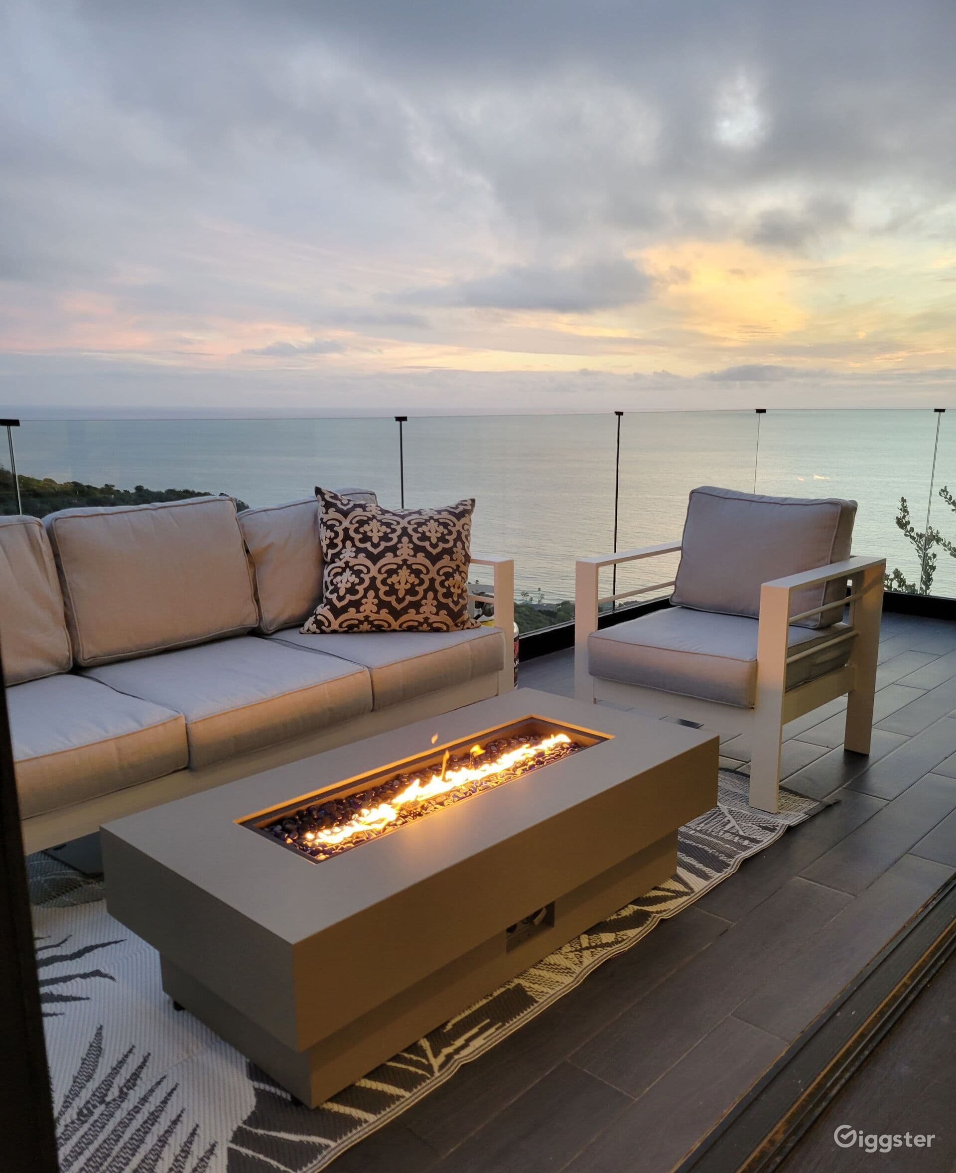 Laguna beach ocean/mountain view